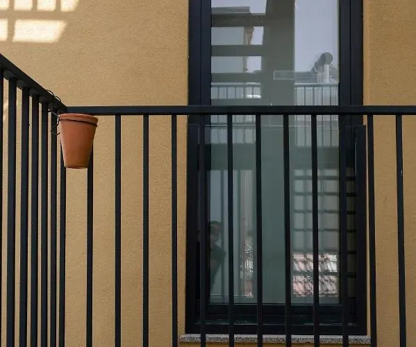 Cactus Apartment, By Bolhao Residences アパート