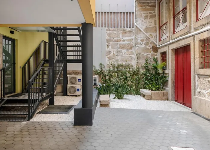 Cactus Apartment, By Bolhao Residences Porto