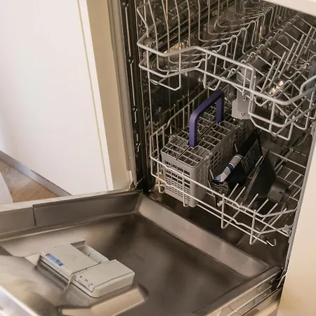 Cactus Apartment, By Bolhao Residences Oporto