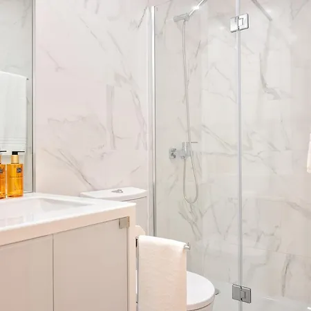 Cactus Apartment, By Bolhao Residences