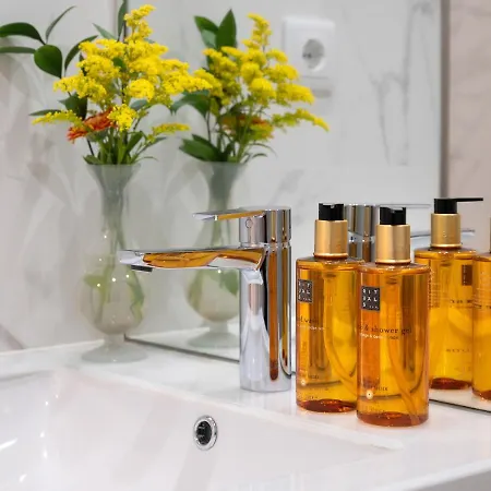 Cactus Apartment, By Bolhao Residences *