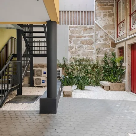 Cactus Apartment, By Bolhao Residences Oporto