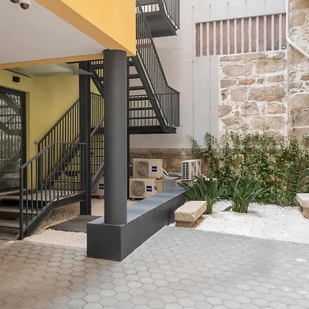 Cactus Apartment, By Bolhao Residences Oporto