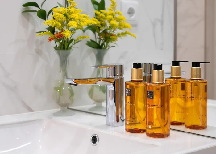 Cactus Apartment, By Bolhao Residences *