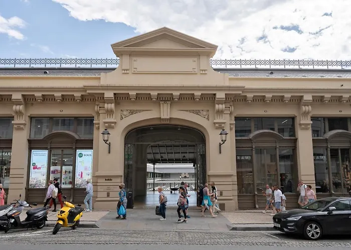 Cactus Apartment, By Bolhao Residences * بورتو